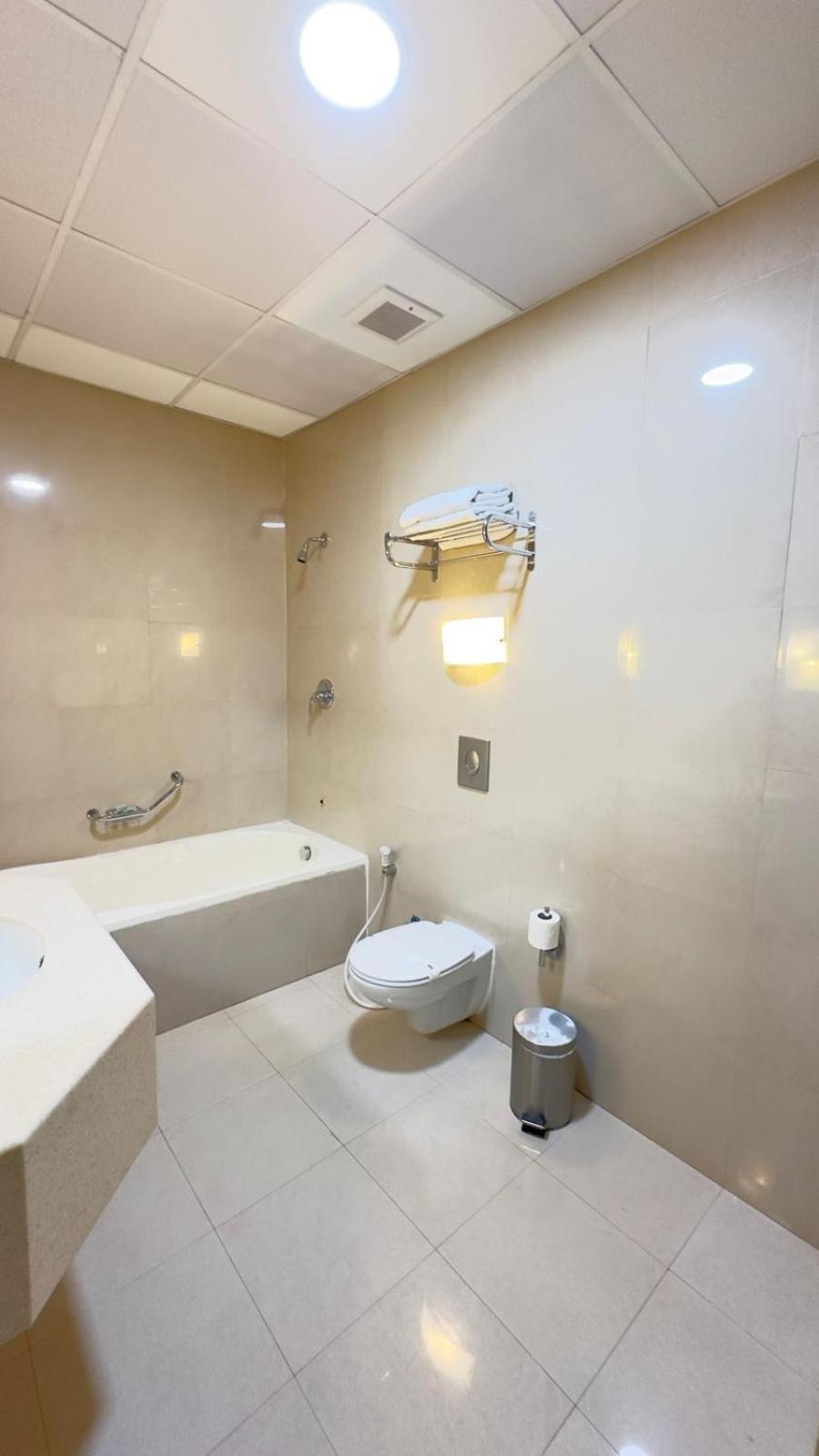 The Palace Suites Al Khobar Exterior photo